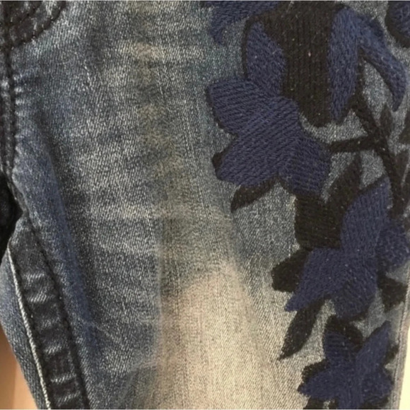 LAST CALL Miss Me Signature Ankle Skinny Jeans Women’s Size 26 Blue Embroidered - Picture 6 of 14